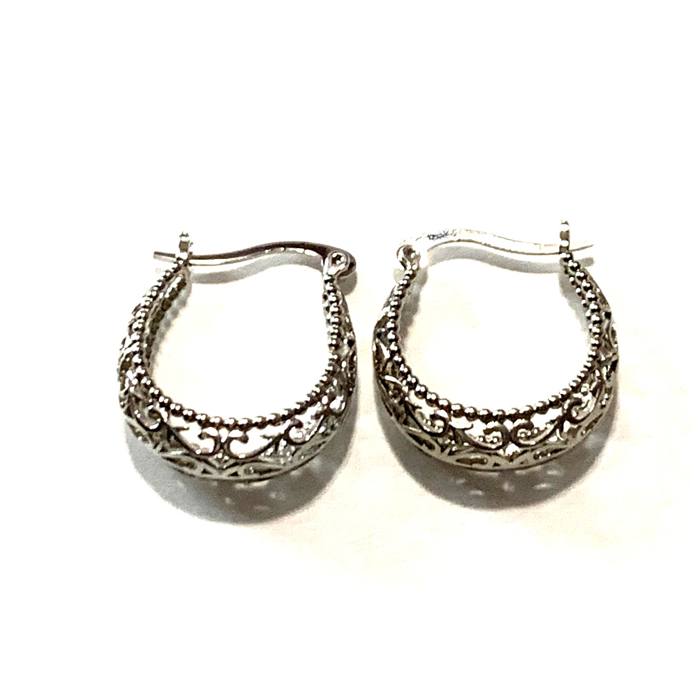 Y2K Silver Tone Filigree Hoop Earrings Ornate Openwork Milgrain Pierced